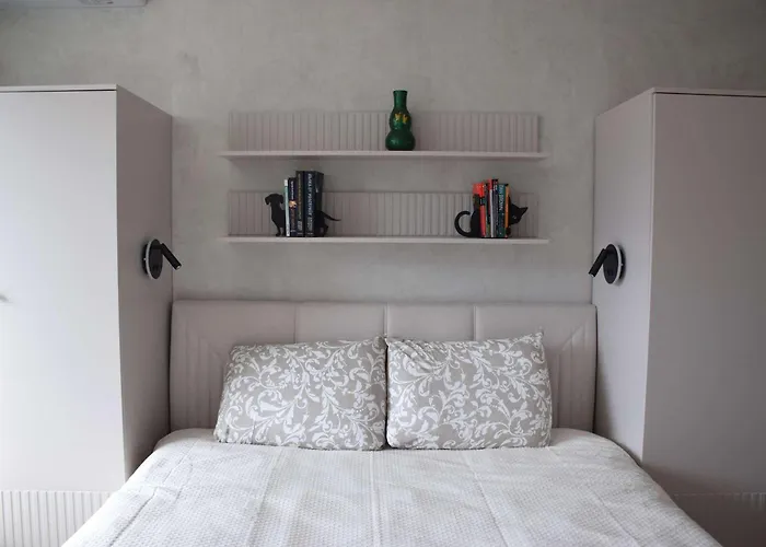 Bright & Cozy 1-bedroom With Stunning Vitosha View * София